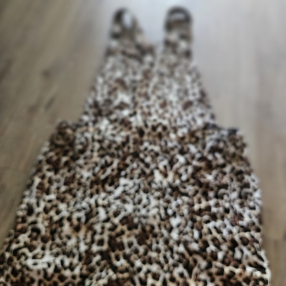 No Boundaries Animal Print Garment - Picture 1 of 4